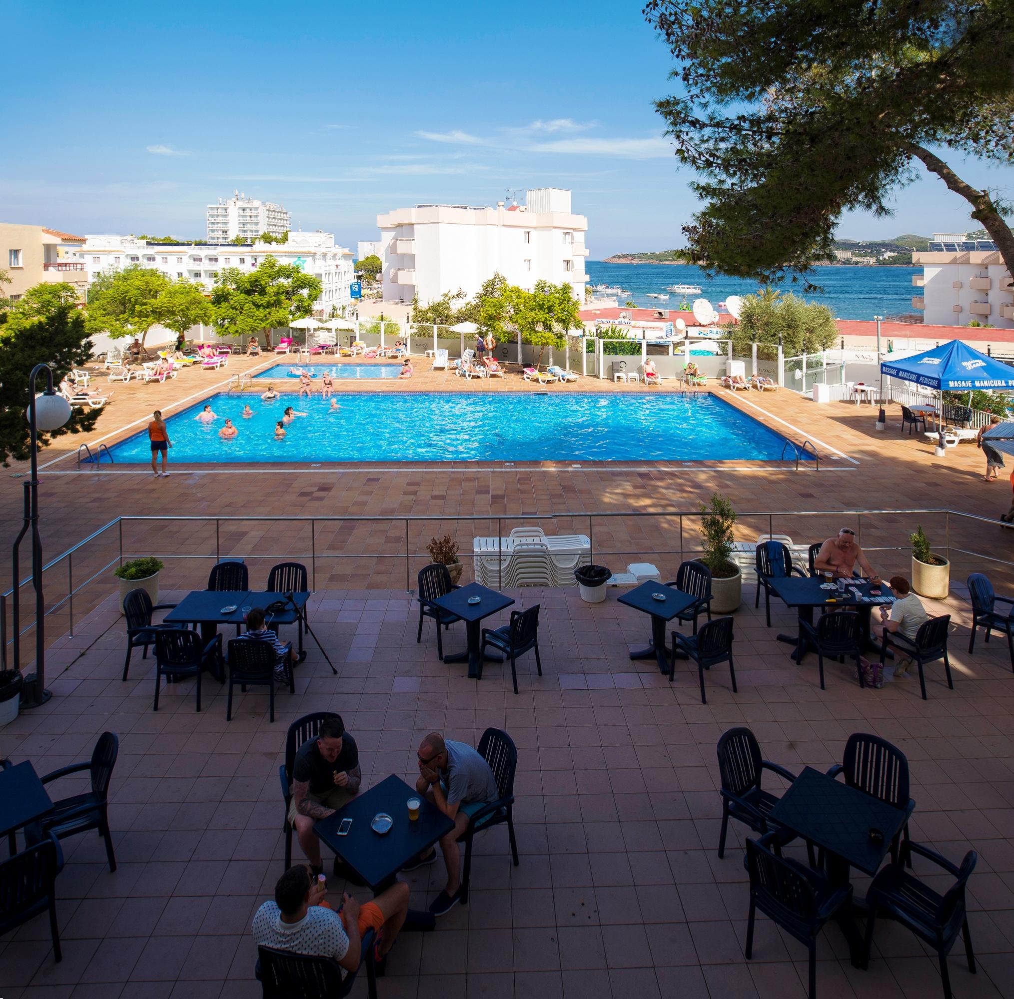 Apartamentos Vibra Riviera Sant Antoni de Portmany Dış mekan fotoğraf