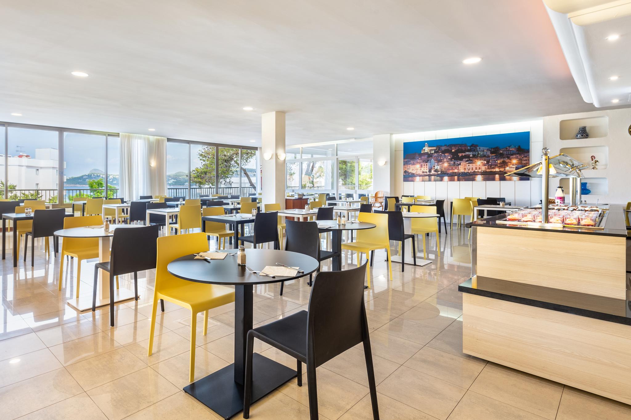 Apartamentos Vibra Riviera Sant Antoni de Portmany Dış mekan fotoğraf