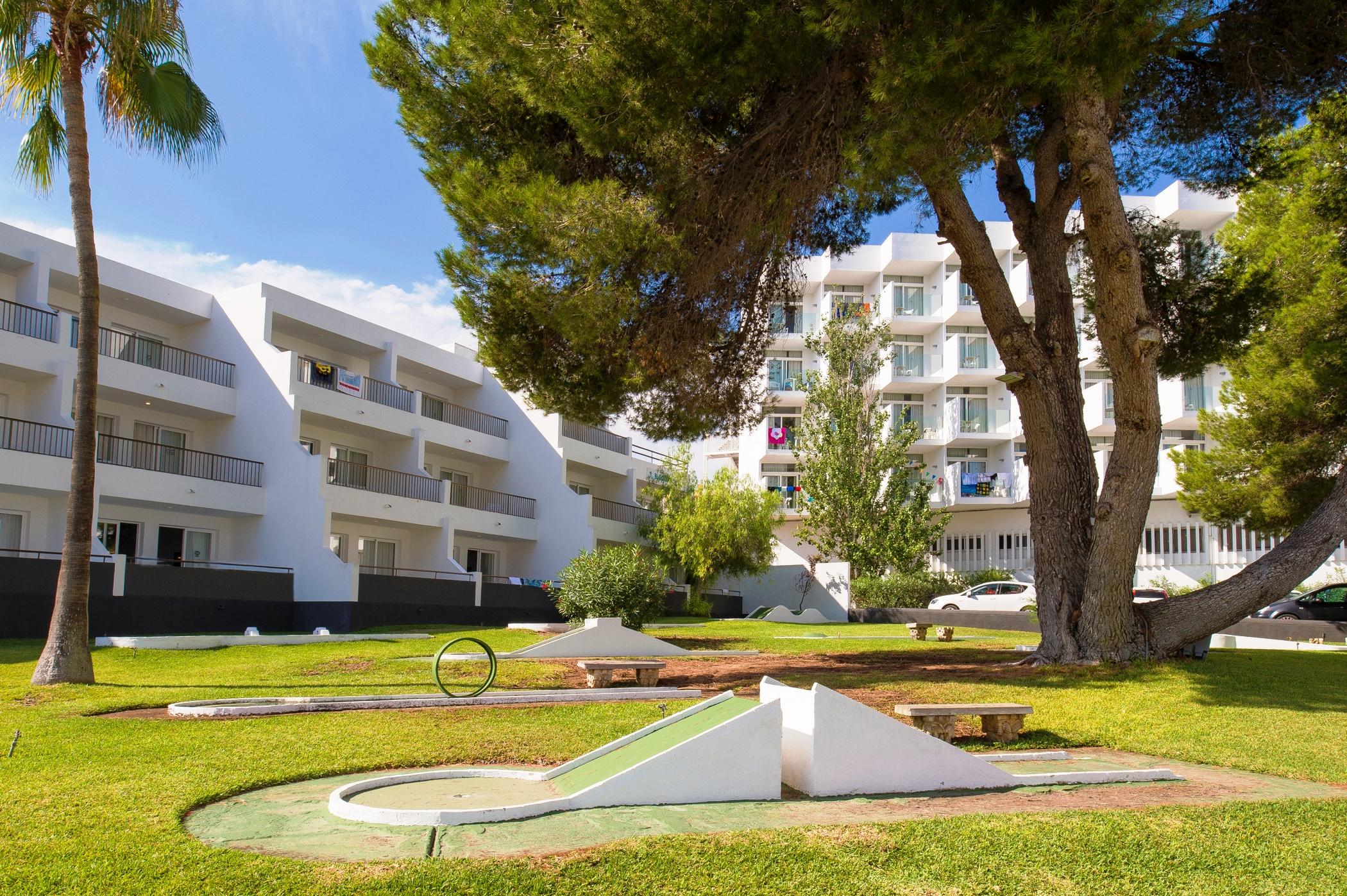 Apartamentos Vibra Riviera Sant Antoni de Portmany Dış mekan fotoğraf